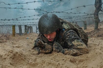 На контракт «за мільйон» зголосилося лише 500 осіб при потребі ЗСУ в 30 тисяч солдатів щомісяця
