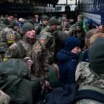 За шість місяців Зеленський так й не підписав закон про заборону мобілізації до 25 років