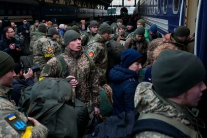 За шість місяців Зеленський так й не підписав закон про заборону мобілізації до 25 років