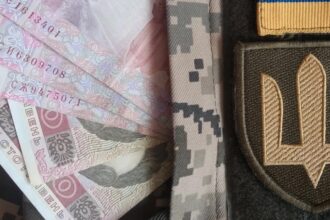 Верховна Рада скасувала зменшення зарплат військових
