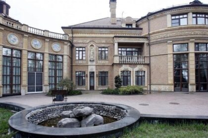 Персонал будинку відпочинку «Конча-Заспа» отримав від Міноборони бронювання від мобілізації