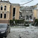 Ракетний удар РФ по Сумах: фото і відео руйнувань