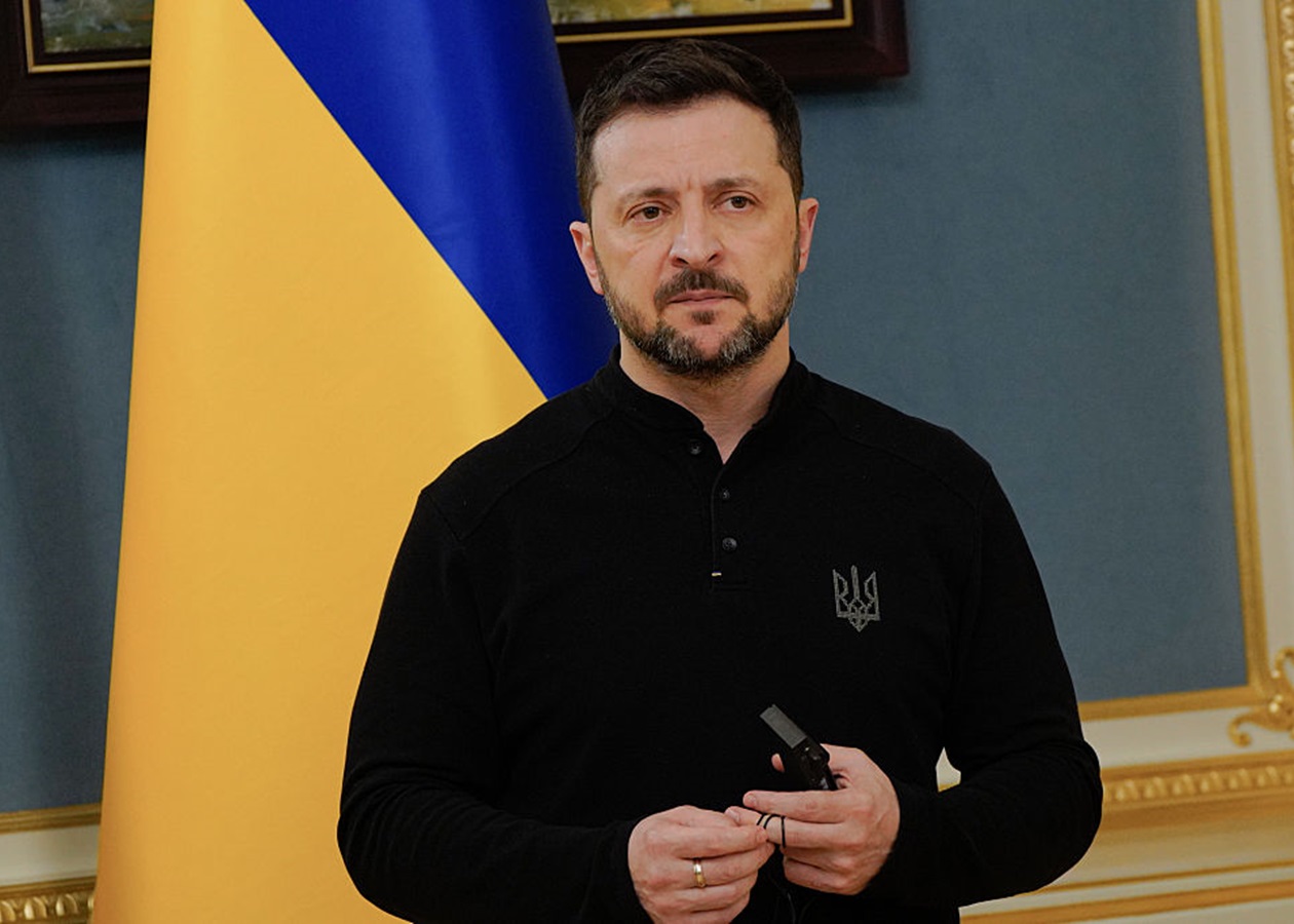 Зеленський пообіцяв "відповідь" за удар по Сумах
