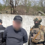 У Києві затримали організатора незаконного виїзду за кордон