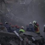 В Києві розбирають завали: підтверджена смерть восьми людей