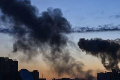 У Кам’янському БПЛА влучив у багатоповерхівку