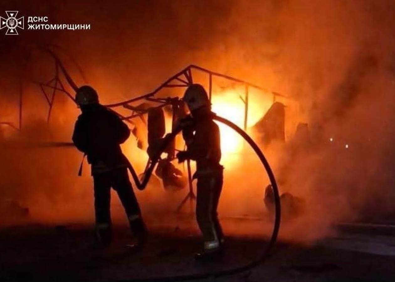 Атака дронів на Житомир: з'явилися фото наслідків