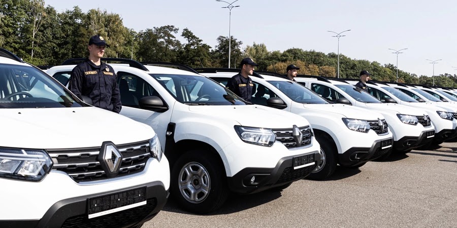 Національна гвардія отримала 60 автівок Renault Duster