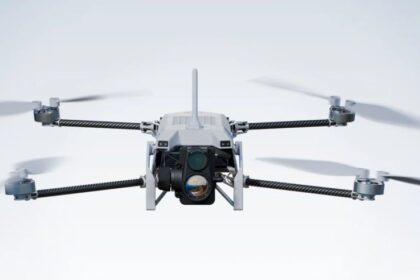 Vantage Robotics представила кишеньковий дрон-розвідник