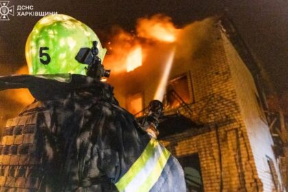 З’явилися фото наслідків атаки на Харків і Дніпро