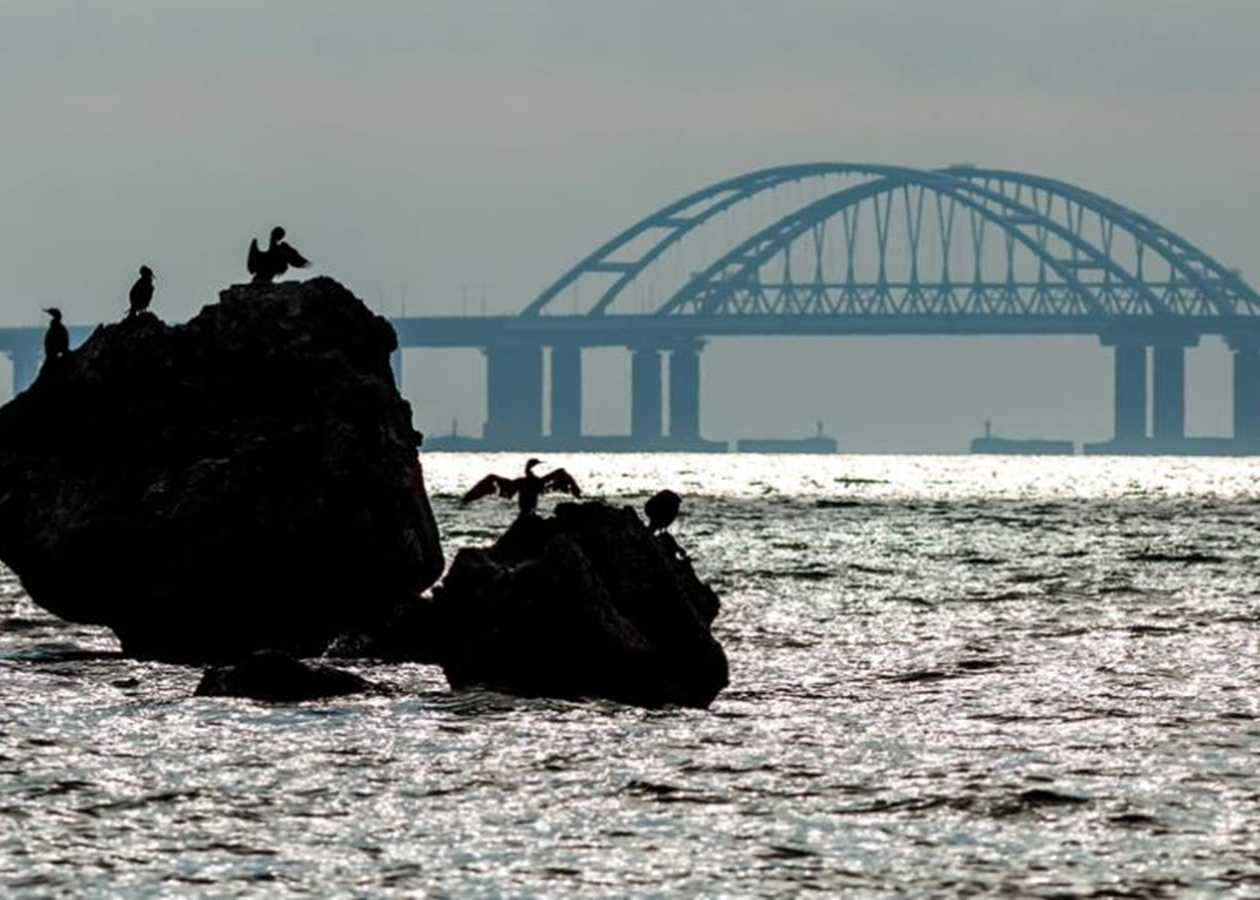 В Криму та РФ заявили про атаку безпілотників