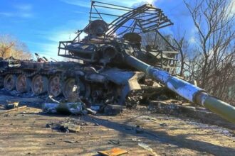 РФ кидає на штурми музейні експонати - журналіст