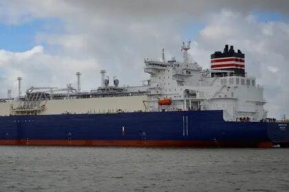 Чотири російські LNG-танкери втратили реєстрацію в Панамі