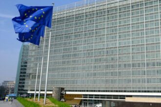 Єврокомісія підготувала пропозицію 17-го пакета санкцій проти РФ - ЗМІ