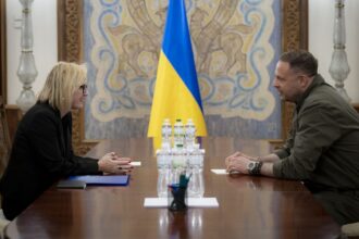 Єрмак зустрівся з тимчасовою повіреною в справах США в Україні