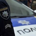 У Рівному школярка після зауваження ударила вчителя циркулем