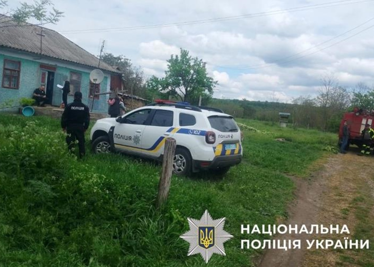 На Одещині на дітей обвалилася стіна будівлі: один хлопчик загинув