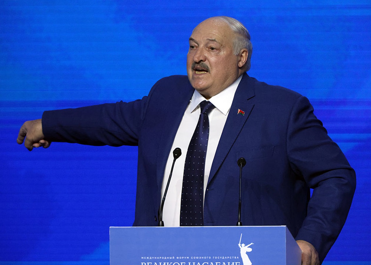 Лукашенко пояснив дефіцит картоплі в Білорусі