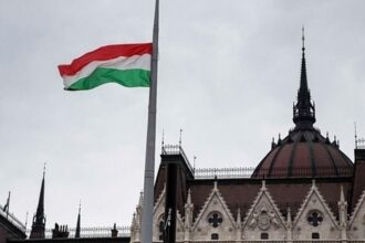 Угорщина відклала переговори з Україною