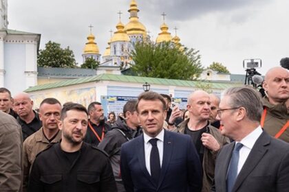 Макрон назвав кількість військових, яких можуть розгорнути в Україні