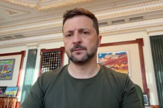Зеленський про переговори: Очікую, хто буде від РФ