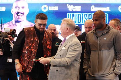 Британський боксер спрогнозував результат бою Усик - Дюбуа