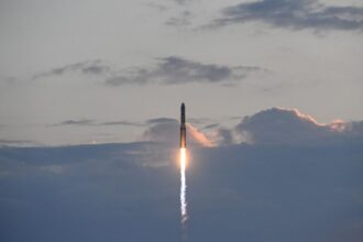 Китай здійснив запуск супутників із морської платформи