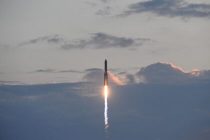 Китай здійснив запуск супутників із морської платформи