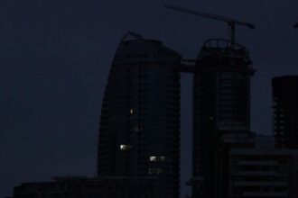 У Сумах після вибухів частково зникло світло - ЗМІ