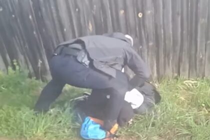В РФ затримали підлітків за "підготовку підпалу будівлі Міноборони"