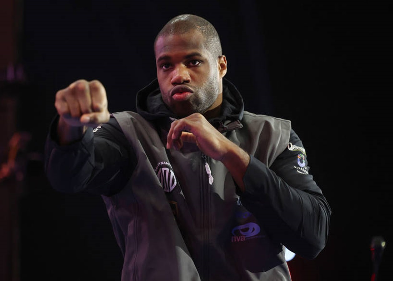 Чемпіон WBA спрогнозував результат реваншу між Усиком і Дюбуа