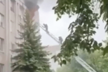 У Вінниці загорілася будівля ТЦК