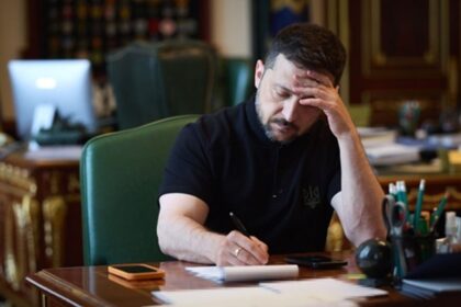 Зеленський дав доручення щодо дронів та балістики