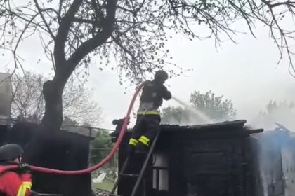 ДСНС показала наслідки удару РФ по селу під Сумами