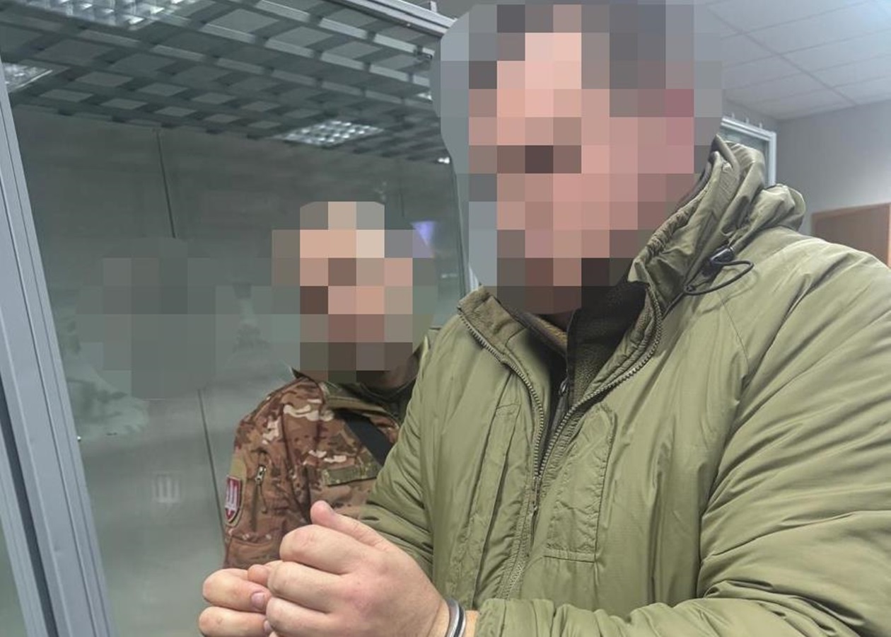 Привласнили понад мільйон "бойових": судитимуть екскомбрига бригади ТРО