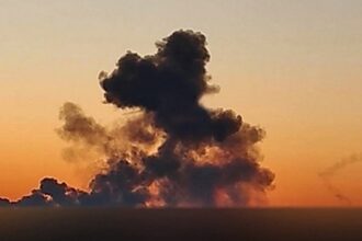 У передмісті Дніпра пролунали вибухи - ЗМІ