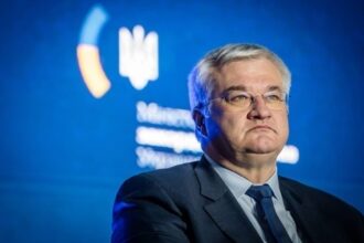 Сибіга опублікував відео з вибухами над Києвом