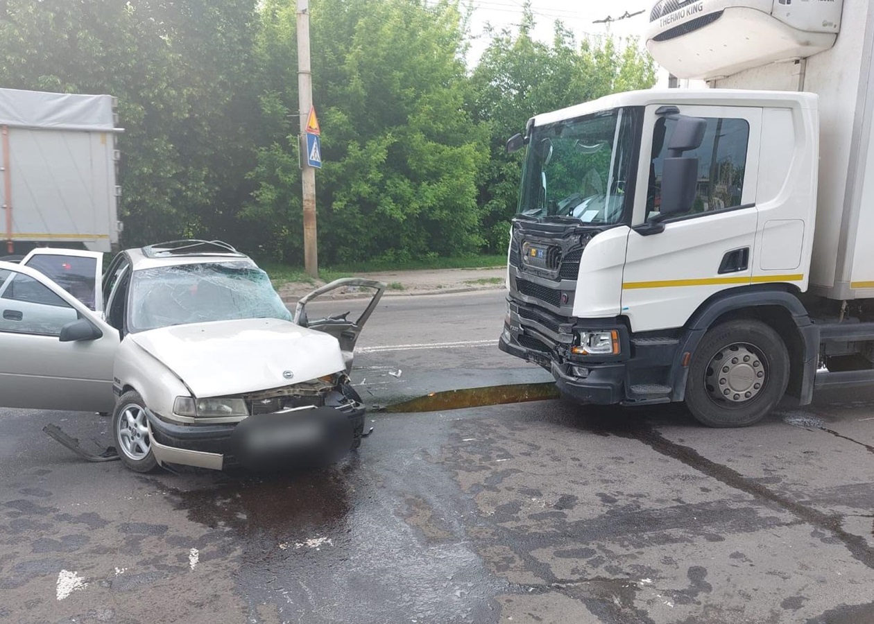 У Луцьку в ДТП загинуло подружжя, постраждали діти