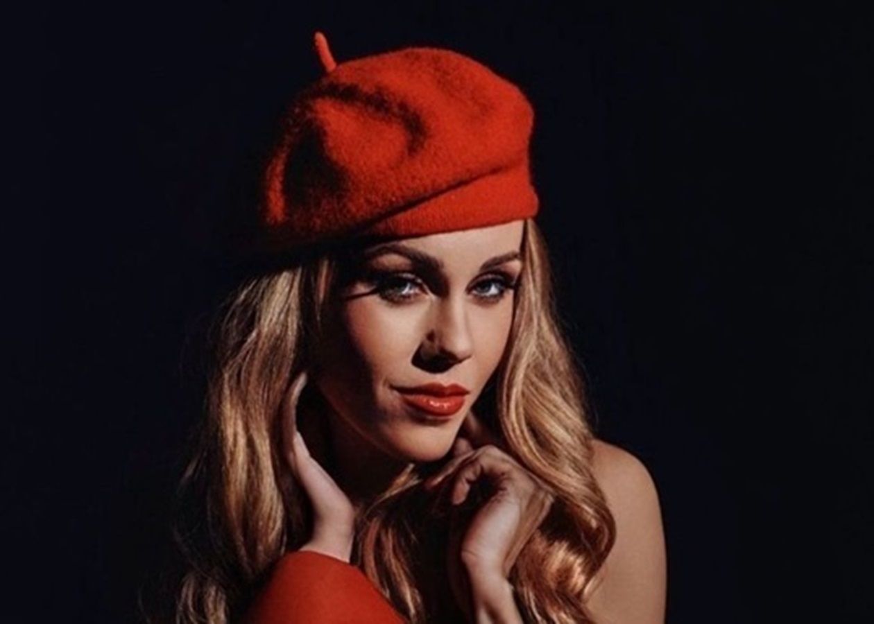 Олена Тополя розповіла про пластичну операцію