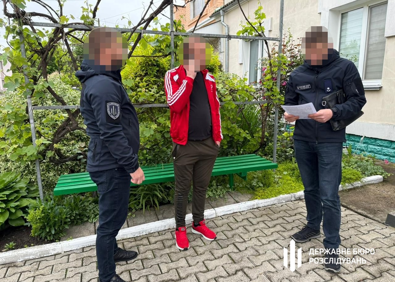 Працівникам ТЦК оголосили підозру через примусову мобілізацію