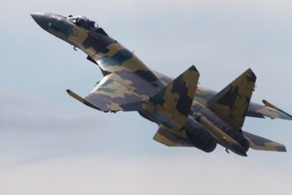 Повітряні сили збили російський винищувач Су-35