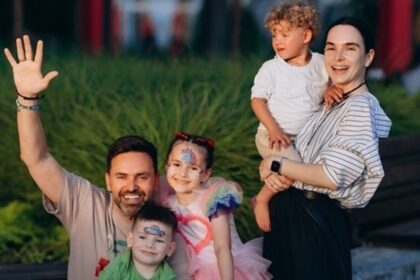 Дружина Тімура Мірошниченка розповіла про зміни названого сина Марселя