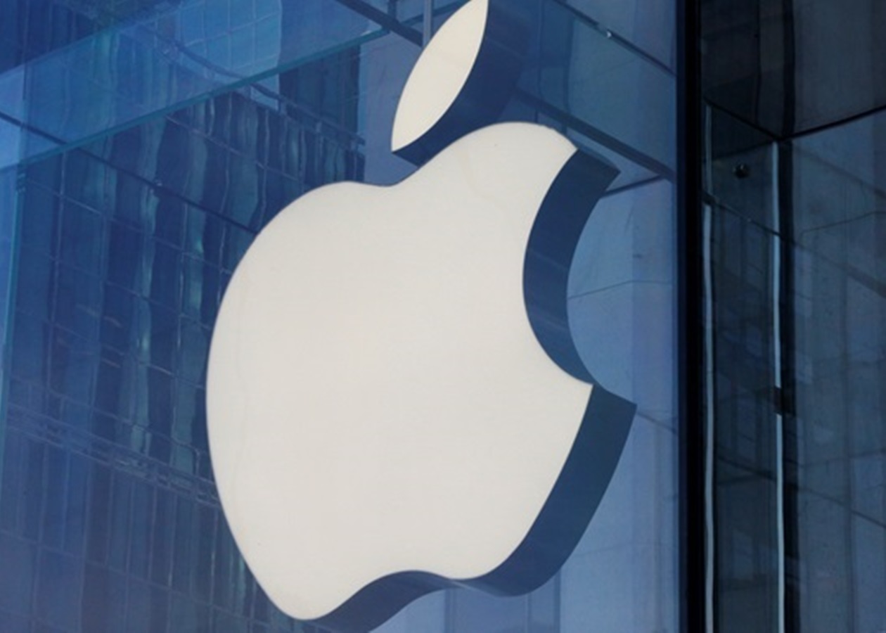 У РФ суд оштрафував Apple та WhatsApp на мільйони рублів