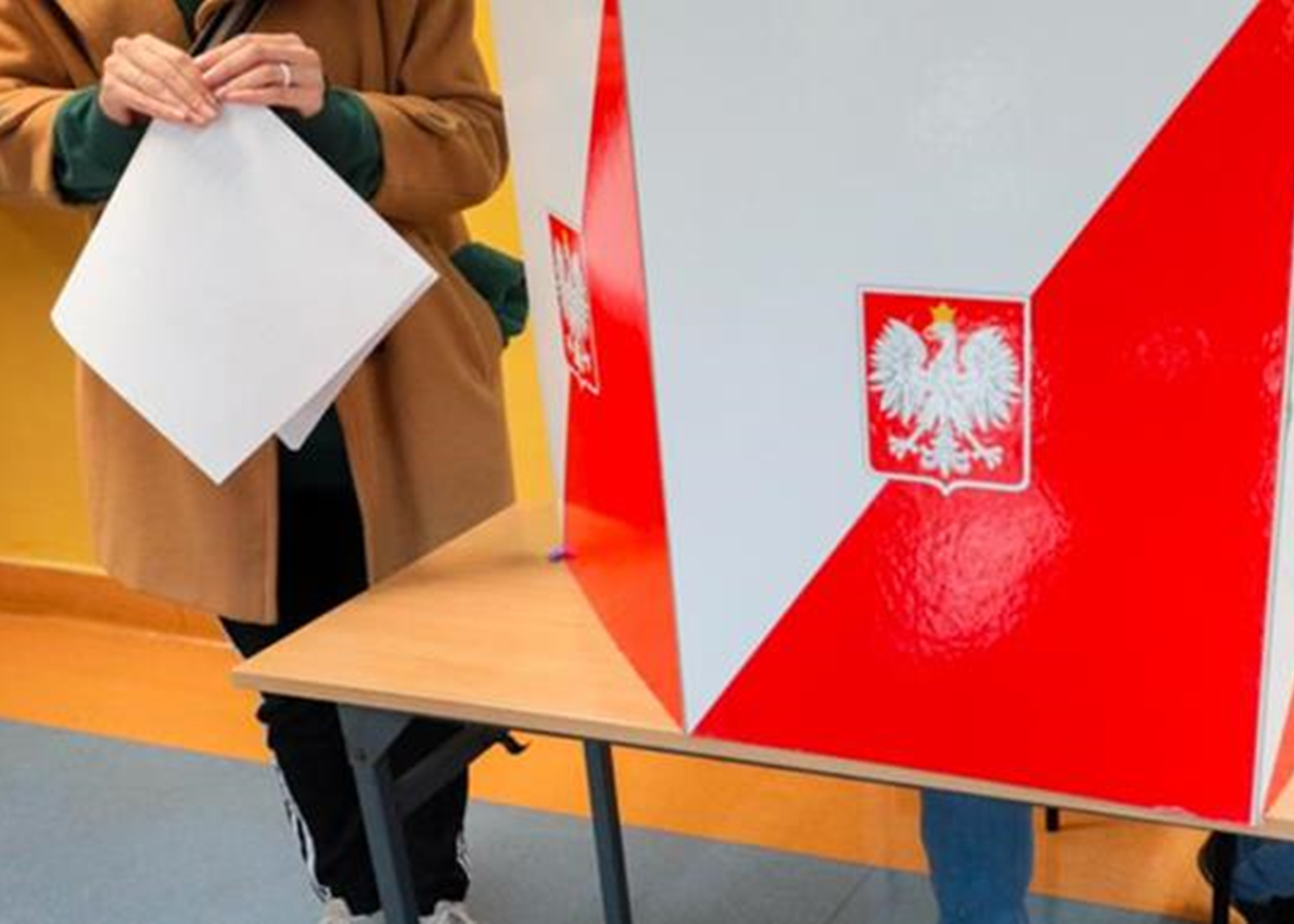 У Польщі Верховний суд дозволив перерахунок голосів на виборах у 13 комісіях