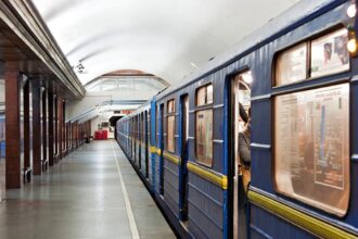 У Києві тимчасово зачинили центральну станцію метро