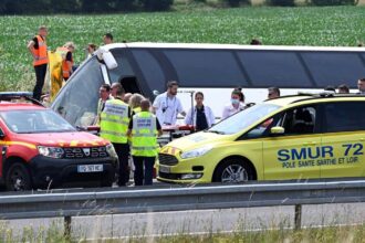 Смертельне ДТП з українцями у Франції: відомо про стан постраждалих дітей