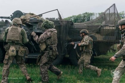 СюжетНова ділянка фронту. Куди сунуть росіяни
