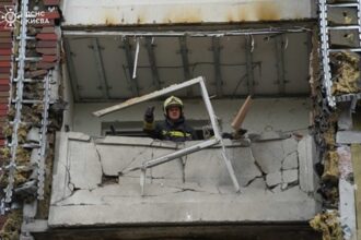 Росіяни вночі атакували у Києві 27 локацій