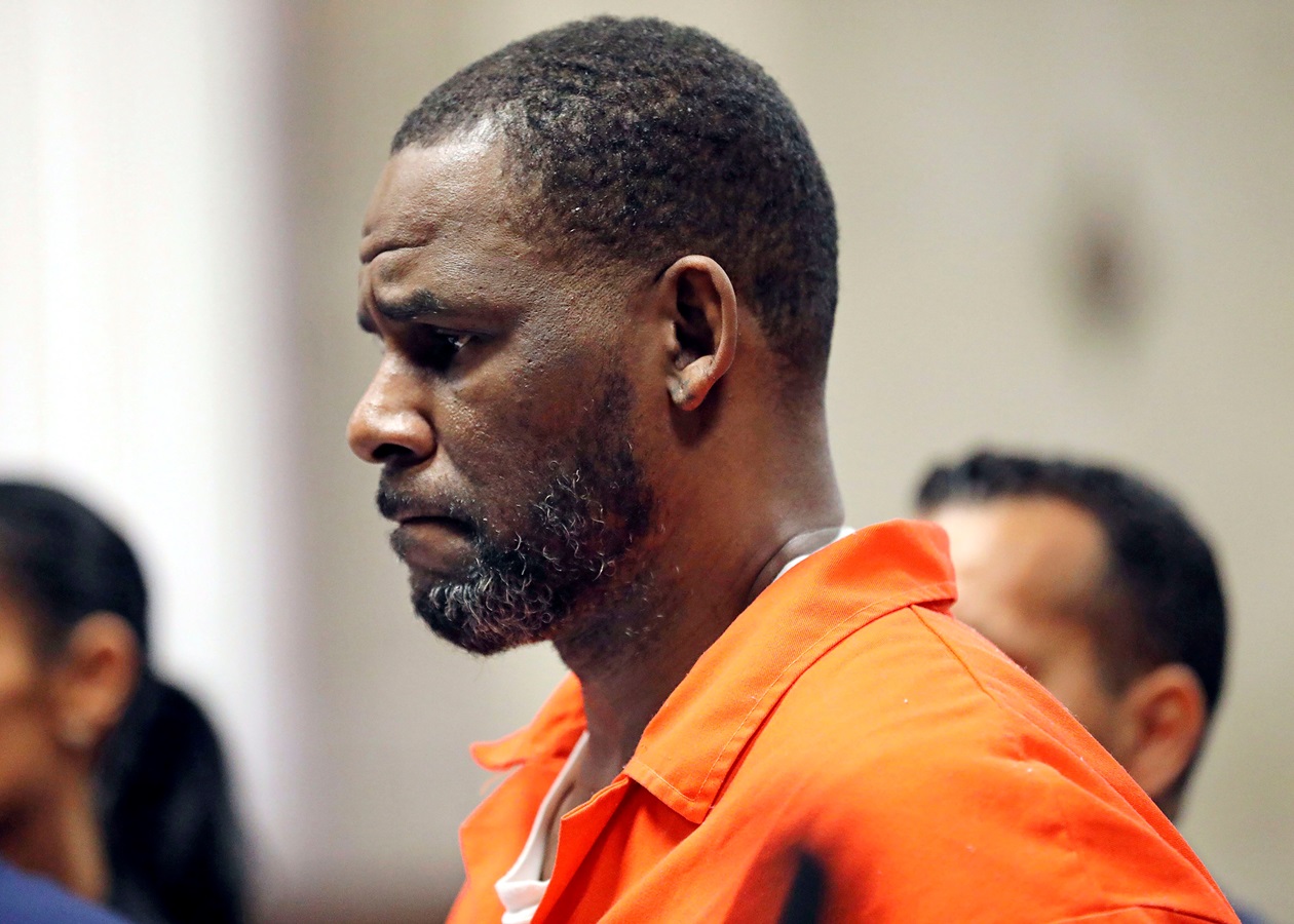 R. Kelly заявляє про замах на життя у в’язниці