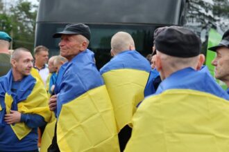 Україна повернула з полону п'яту групу військових